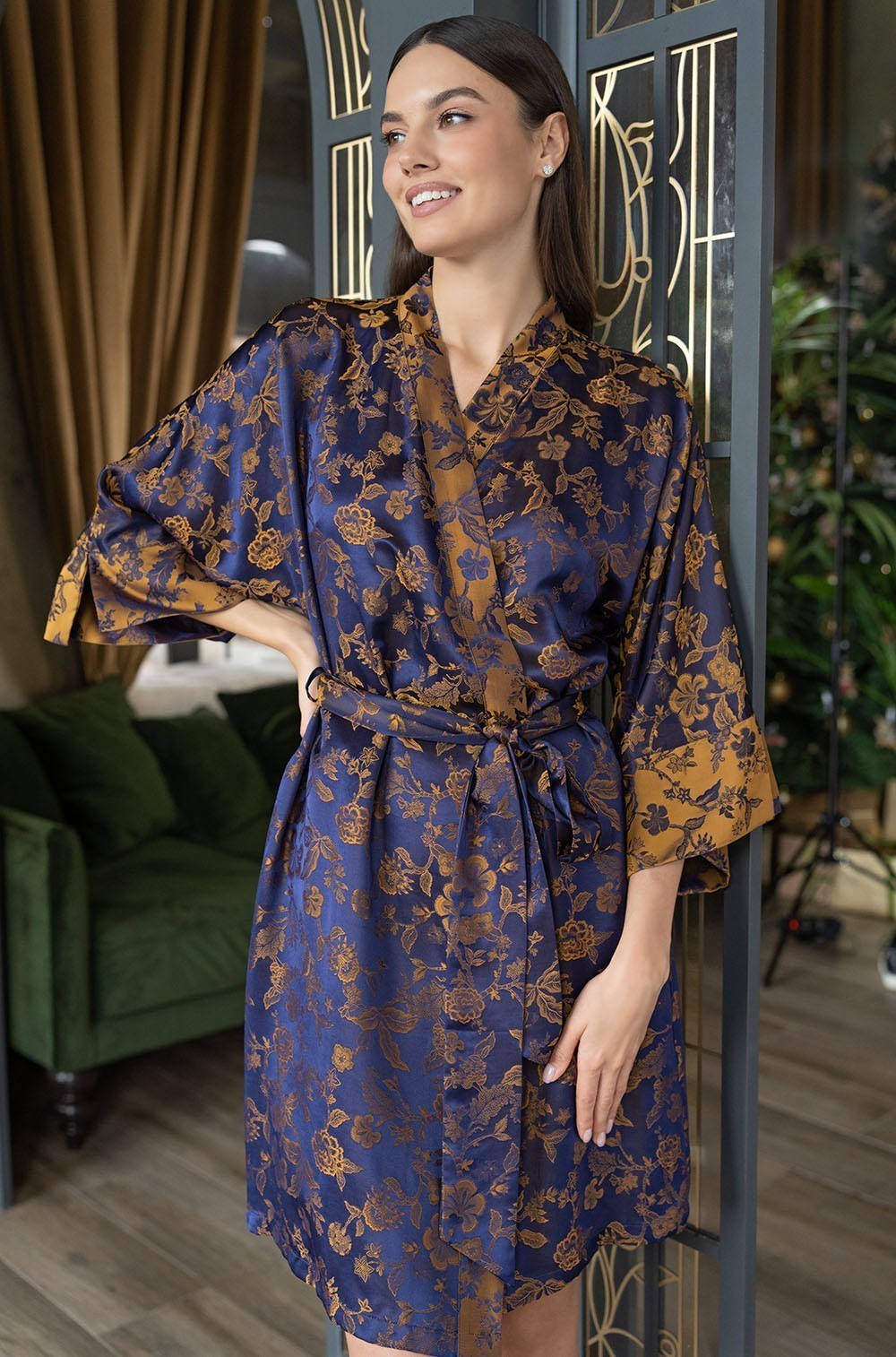 Chameleon 4053 short dressing gown